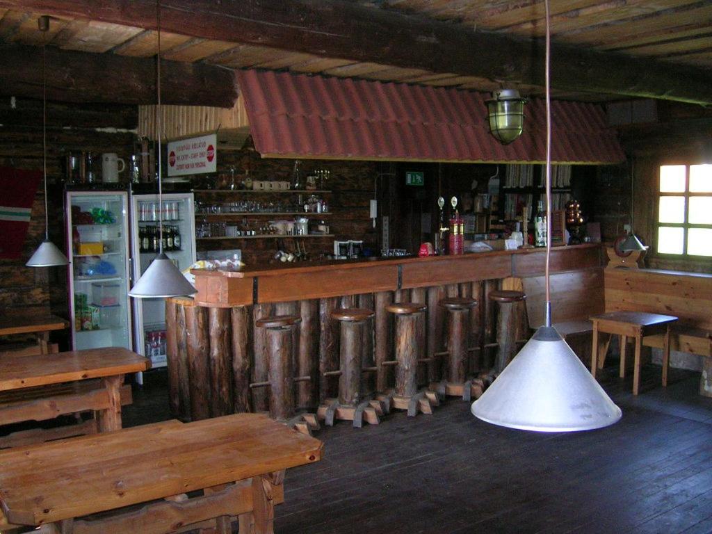 Kalda Talu Tõlliste Exterior foto